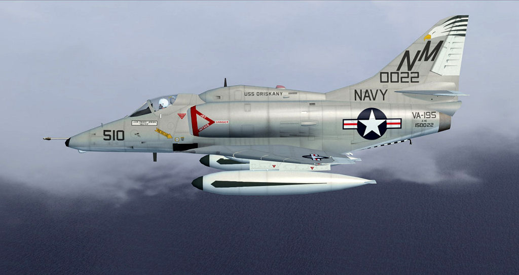 FS9_A-4E_Hump_VA-195.jpg