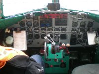 Buffalo_Airways_DC3_GPNR_cockpit.jpg