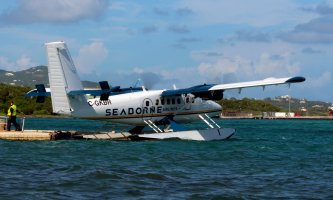 Seaborne_Airlines_Twin_Otter_at_Christiansted_Harbor_Seaplane_Base.jpg