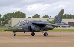 Alpha_jet_zj646_arp.jpg