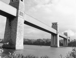 DI2009_0432.jpg