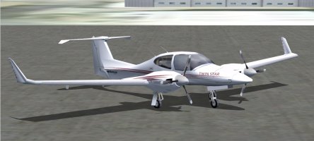 DA 42 Lycoming.jpg DA 42 Lycoming.jpg
