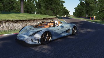 Screenshot_koenigsegg_regera_spider_cadwell_park_26-8-126-16-29-19.jpg
