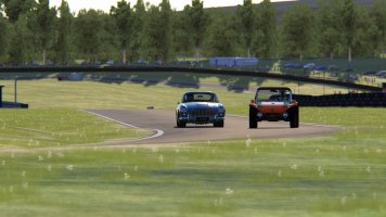 Screenshot_lm_meyers_manx_cadwell_park_3-9-126-10-43-47.jpg