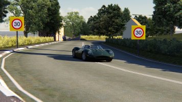 Screenshot_jaguar_xj13_isle_of_man_3-9-126-16-30-30.jpg