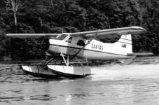 Qantas Beaver Floats.jpg