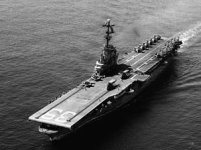 USS_Lake_Champlain_(CVS-39)_underway_in_February_1965_(USN_1114106).jpg