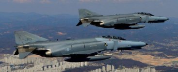 ROKAF F-4E.JPG
