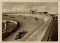Fiat Lingotto 1920s roof track.jpg