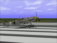 Me109E_LargerWheels.jpg