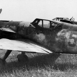 Messerschmitt Bf 109G10R3 Erla 10.JG51 Yellow 5 Horst Walter Petzschler WNr 130297 interned Swed